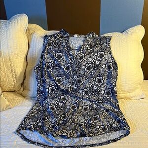 Floral Blue and White Women's Top